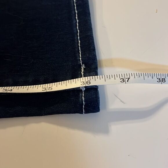 CATO est. 1946 denim jeans w/ whiskering & lots of stretch five pockets low rise - Picture 11 of 11